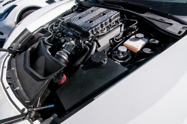 CPR C7 Z06 Ice Tank